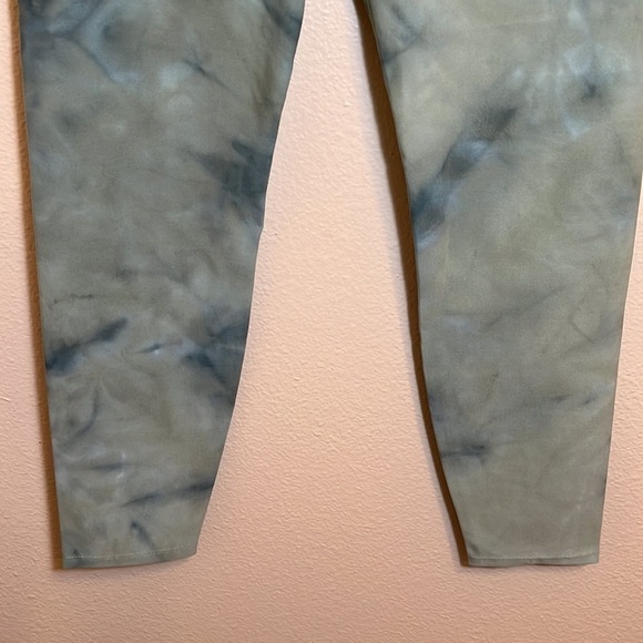 Joy Lab Green Tie Dye Athletic Legging - Picture 4 of 12